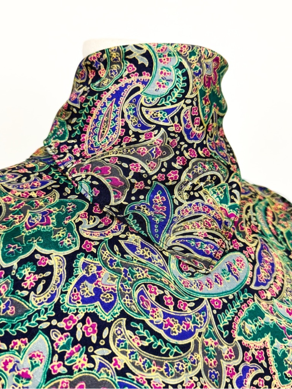 Vintage 80’s Paisley Scarf-Neck Blouse | Size L